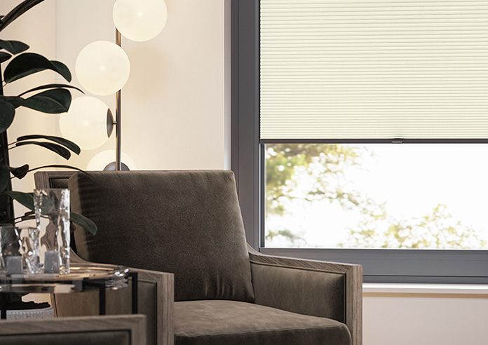 Umbra (Blackout), Linen - Clip Fit Honeycomb Blind - Image 5
